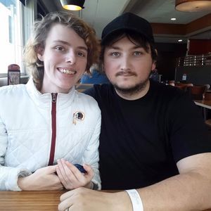 Meet your Posher, Alexis